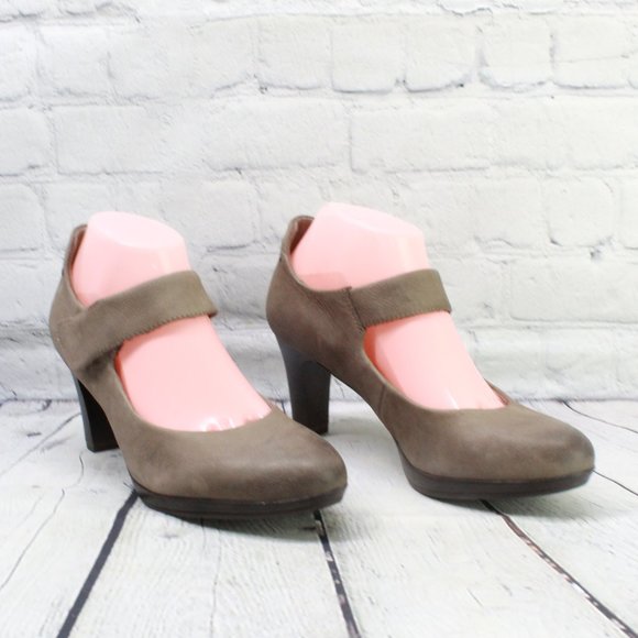 Tamaris Gray Leather Mary Jane Shoes Heels Pumps Shoes Size 39 US 9 - Picture 3 of 9